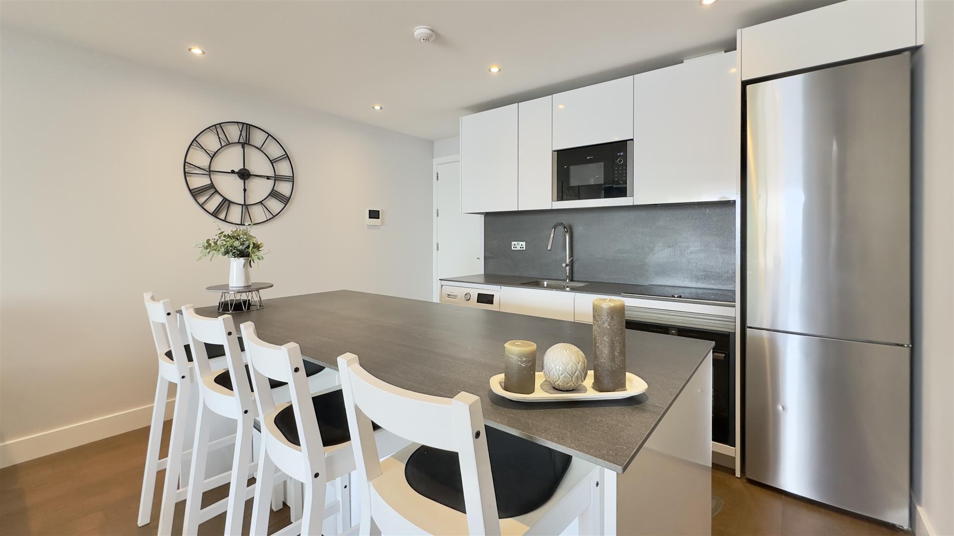 Image of Apartment - 3 Bedrooms - 2 Bathrooms for Sale in Arengos Gardens-Gibraltar, Image 3